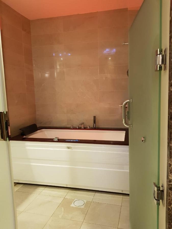 Alharir Hotel Apartments Ḩafar al Bāţin Kültér fotó